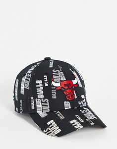 Черная бейсболка со сплошным принтом New Era 9FORTY Chicago Bulls-Черный цвет