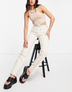 Светло-бежевые прямые джинсы с классической талией и ремешком ASOS DESIGN-Белый