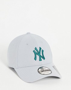 Серая сетчатая бейсболка с логотипом команды "New York Yankees" New Era Diamond Era 9FORTY-Серый