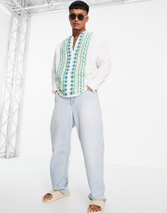 Льняная рубашка без застежки с вышивкой на груди ASOS DESIGN-Белый