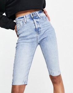 Удлиненные джинсовые шорты голубого цвета с завышенной талией River Island-Голубой