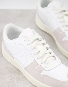 Белые кроссовки Nike Squash-Белый