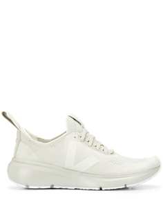 Veja кроссовки Runner из коллаборации с Rick Owens