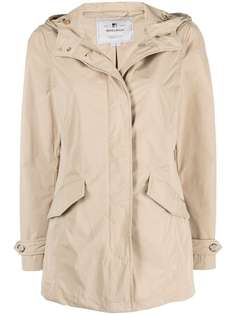 Woolrich приталенная куртка с капюшоном