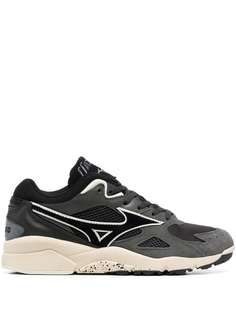Mizuno массивные кроссовки со вставками