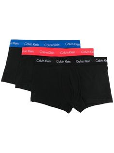 Calvin Klein комплект их трех боксеров с логотипом
