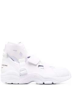 Nike кроссовки Carnivore с логотипом