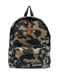 A BATHING APE® камуфляжный рюкзак с логотипом