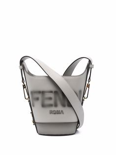 Fendi сумка-ведро с тисненым логотипом