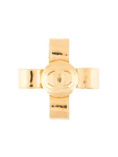 Chanel Pre-Owned брошь 1997-го года с логотипом CC