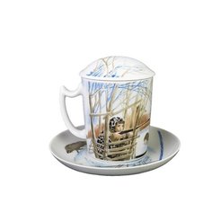 Бокал с блюдцем и крышкой. Императорский фарфоровый завод. Форма Снежное утро. Рисунок Засидка. 380 мл.