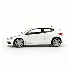 Bburago Машинка металлическая 1:24 Volkswagen Scirocco R, белый, 18-21060