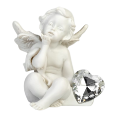 Статуэтка Yiwu Zhousima Crafts Ангел обнимающий хрустальное сердце, 7.5 см белый