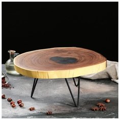 Столик на ножках для подачи из спила, 35х35 см, массив оливы 5163010 Доброе дерево