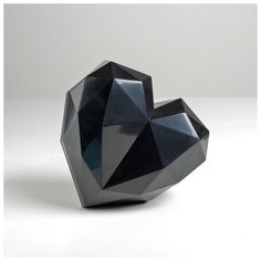 Подарочная коробка «Черное сердце», 18 × 18 × 12.5 см 5195139 Дарите счастье