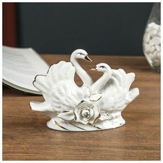 Сувенир керамика "Лебеди белые в пруду" белые с золотом 10х4,5х13,5 см 2314098 Сима ленд
