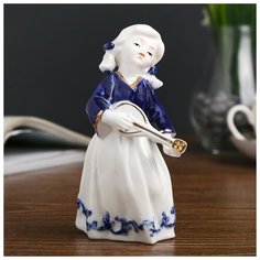 Сувенир керамика "Малышка с мондолиной" кобальт 13,5х6,5х6,5 см 4022102 Сима ленд