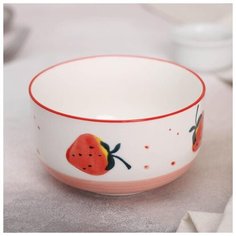 Миска "Клубника в саду" 11х6,5 см 5066495 Сима ленд