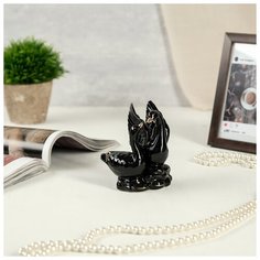 Сувенир керамика "Лебединые ухаживания" чёрный с золотом 9,5х8х6,5 см 4559564 Сима ленд