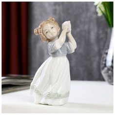 Сувенир керамика "Малышка с бубном" 14,5х8х6,5 см 4022103 Сима ленд