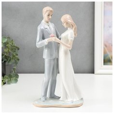 Сувенир керамика "Влюблённые" 14х8х27 см 139166 Сима ленд