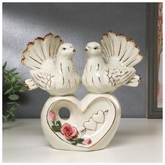 Сувенир керамика "Голубки на сердце с розой" 21,8х23х11,8 см 4818961 Сима ленд