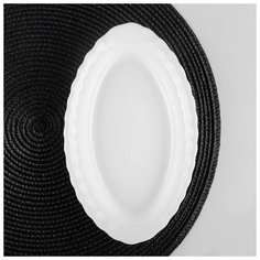 Тарелка овальная 22 см Trianon 3314230 Luminarc