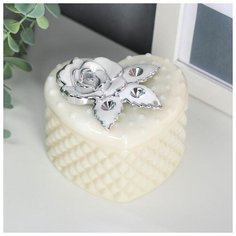 Шкатулка пластик "Белое сердце с розой" 6,5х8,7х8 см 5120844 Сима ленд