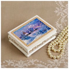 Шкатулка «Зимняя деревня», белая, 8×10,5 см, лаковая миниатюра 3696452 Сима ленд