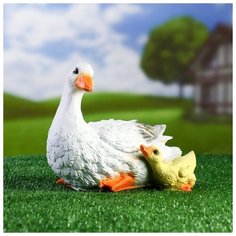 Садовая фигура "Утка с утенком" 23*15*20 см 1126924 Хорошие сувениры