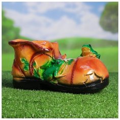 Фигурное кашпо "Башмак с лягушками 28*14*14см 628360 Хорошие сувениры