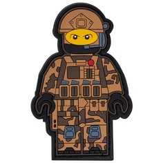 Нашивка (шеврон патч patch) "Лего солдат", на липучке, 5.5 x 8.5 см, тан Teamzlo Workshop