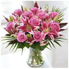 Картина стразами Букет из роз и лилий 40 x 40 см Ah3591 Алмазное хобби