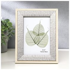 Фоторамка пластик 13х18 см "Серый джинс в обрамлении светлого дерева" 23х18х1,5 см 4780345 Сима ленд