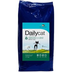 Сухой корм для кошек DailyCat с курицей 3 кг