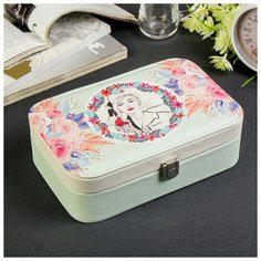 Шкатулка кожзам под часы 1 отделение и бижутерию "Девушка с родинкой" 7х22х14,5 см 4101986 Сима ленд