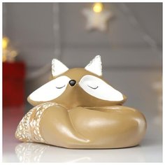 Сувенир полистоун подсвечник "Спящий лисёнок с узорами на хвосте" 9х9,5х11,5 см 4838512 Сима ленд