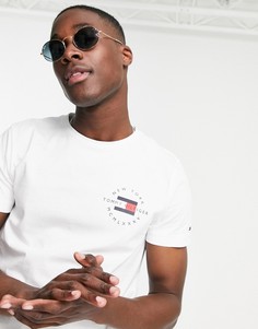 Белая футболка с закругленным логотипом на груди Tommy Hilfiger-Белый