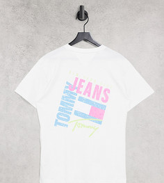 Белая футболка с фотопринтом-логотипом на спине Tommy Jeans – эксклюзивно для ASOS-Белый