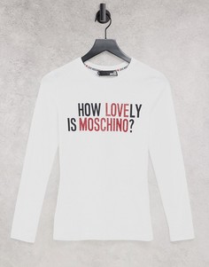 Белый лонгслив с логотипом с надписью "How lovely is" Love Moschino