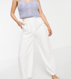 Белые выбеленные льняные брюки с широкими штанинами ASOS DESIGN Petite-Белый