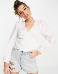 Белая блузка с запахом и объемными рукавами Monki Molly-Белый