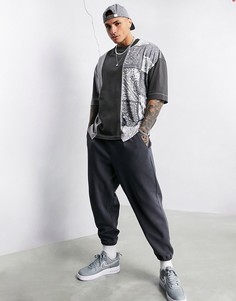 Серая футболка в стиле oversized со сплошными вставками принта пейсли ASOS Dark Future-Серый