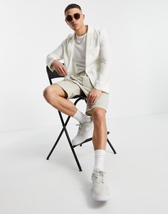 Белый приталенный пиджак классического кроя из мягкой жатой ткани ASOS DESIGN