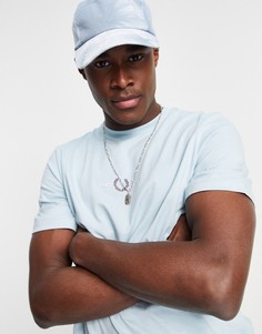 Голубая футболка с вышивкой Fred Perry-Голубой