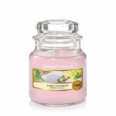 Свеча ароматическая Yankee Candle Sunny Daydream Солнечные грезы 25-40 ч