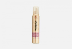 Мусс для волос сильной фиксации Wella