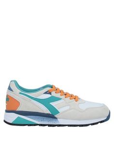 Низкие кеды и кроссовки Diadora