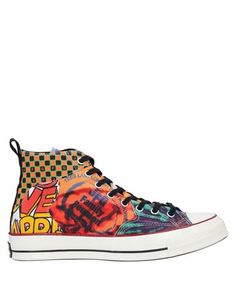 Высокие кеды и кроссовки Converse