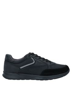 Низкие кеды и кроссовки Geox
